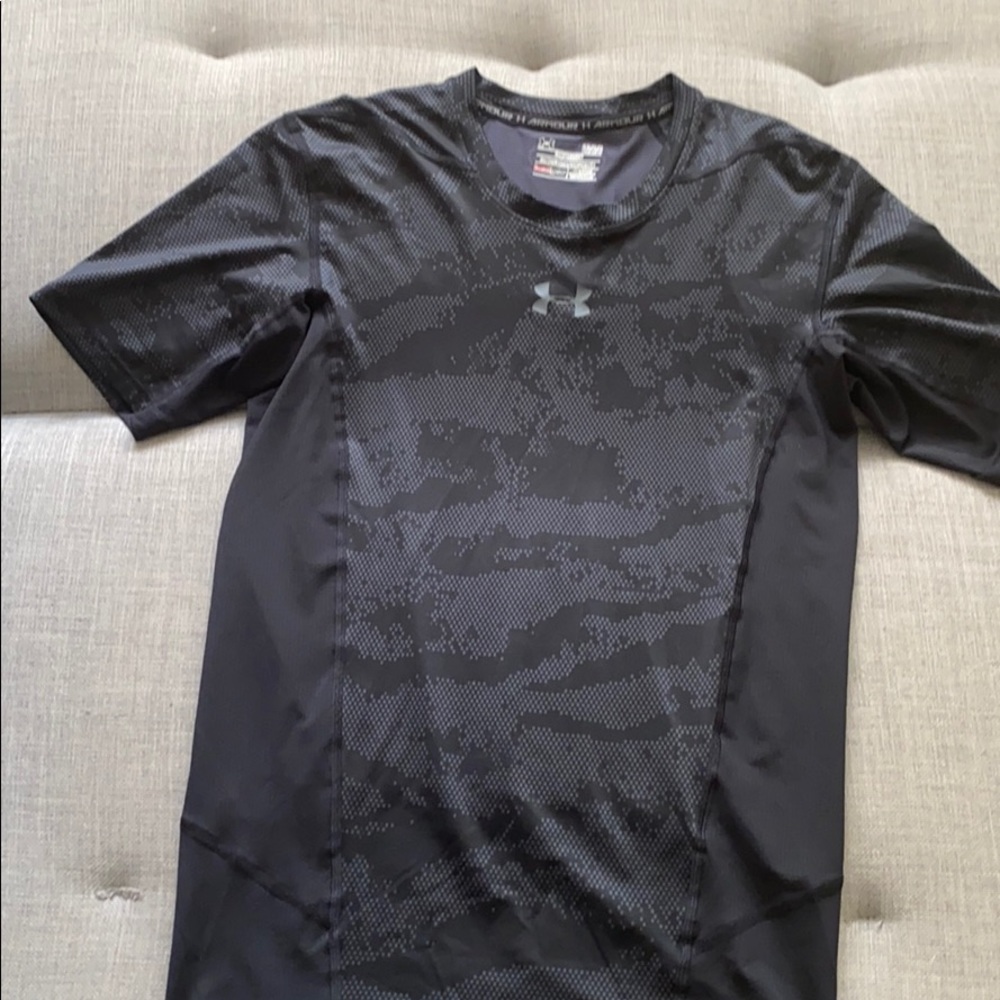 Men’s under armor compression Shirt